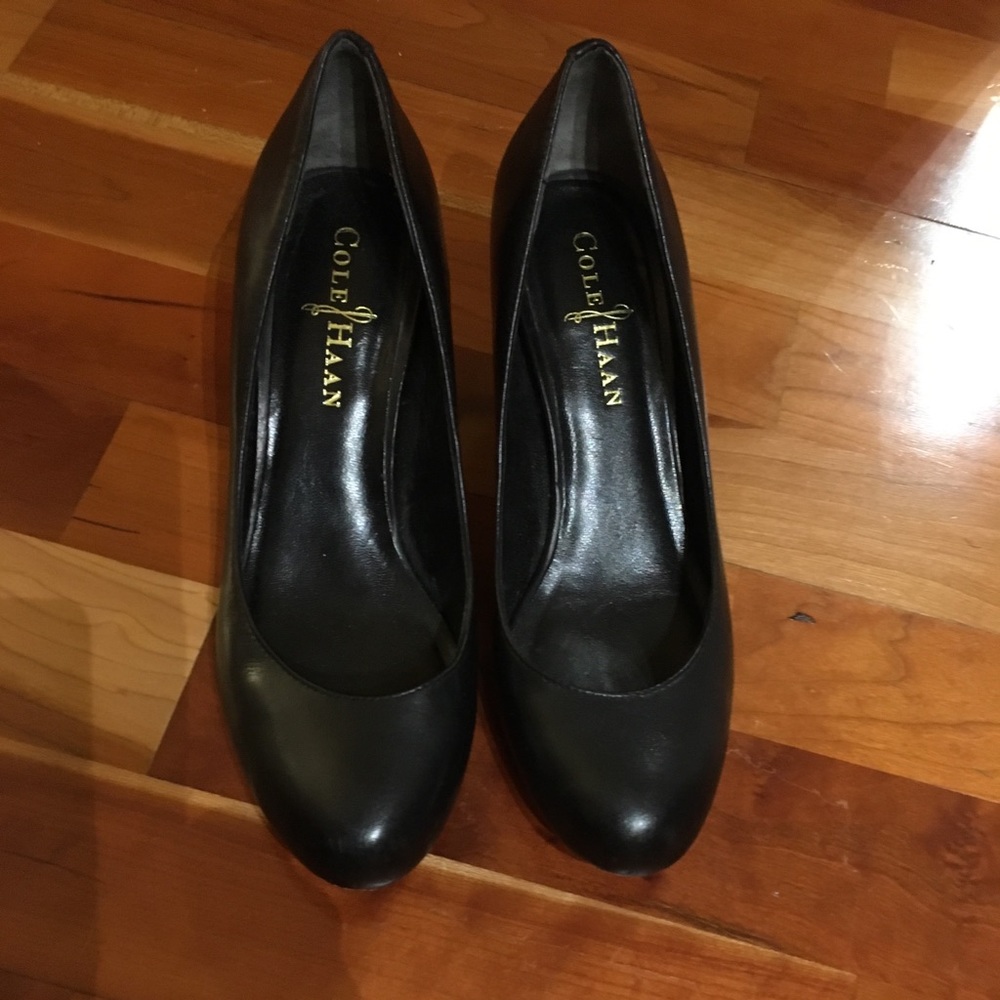 Cole Haan Women's Air Talia Mid Pump